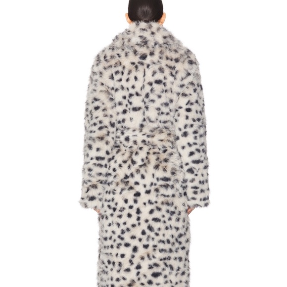 NEW! REVOLVE - Dorothea Faux Fur Coat In Snow Leopard - Size 8 - NWOT - Picture 5 of 6